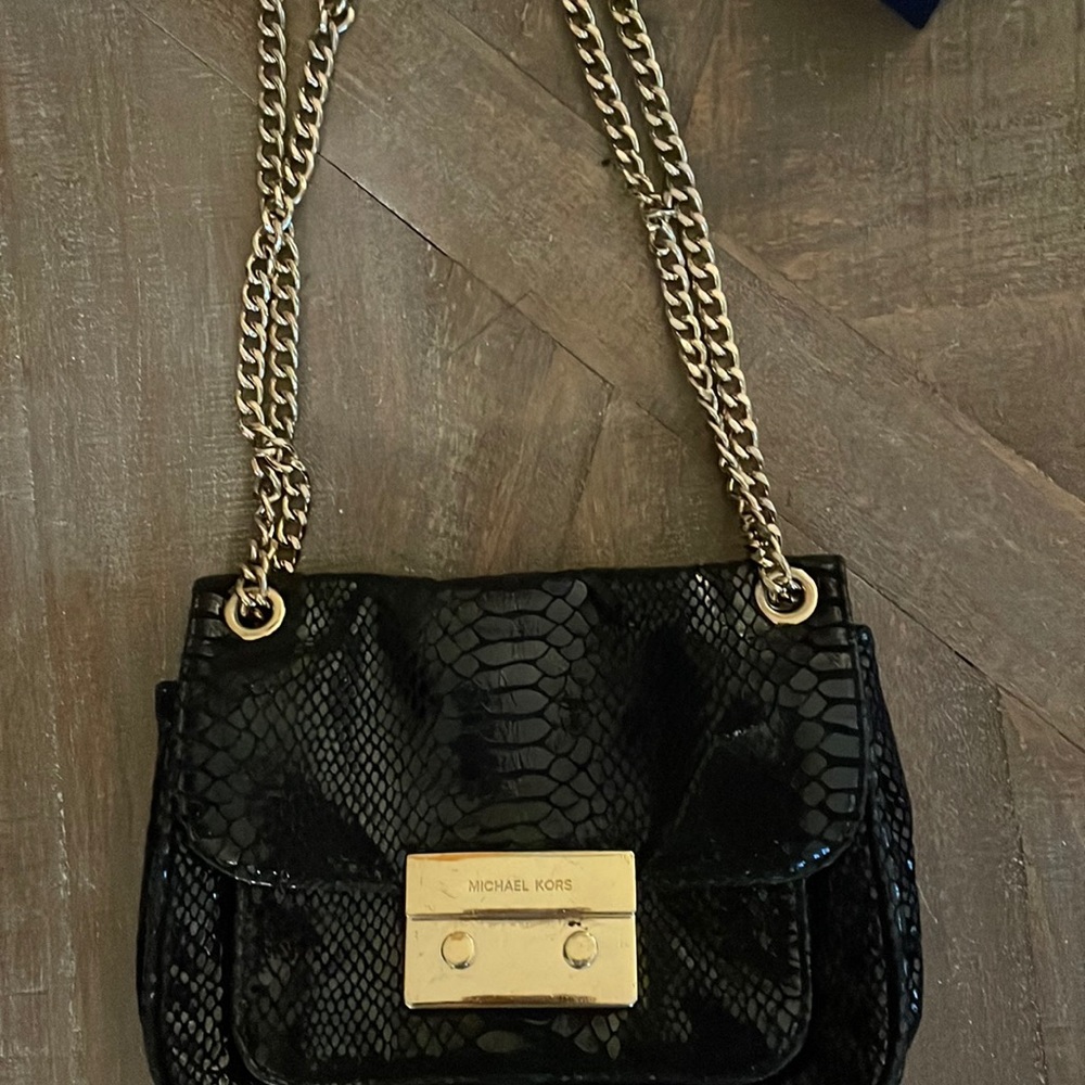 real michael kors crossbody